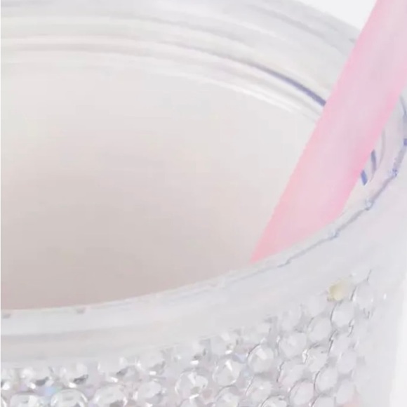 🦄 Barbie 🦄 tumbler New - Picture 2 of 5